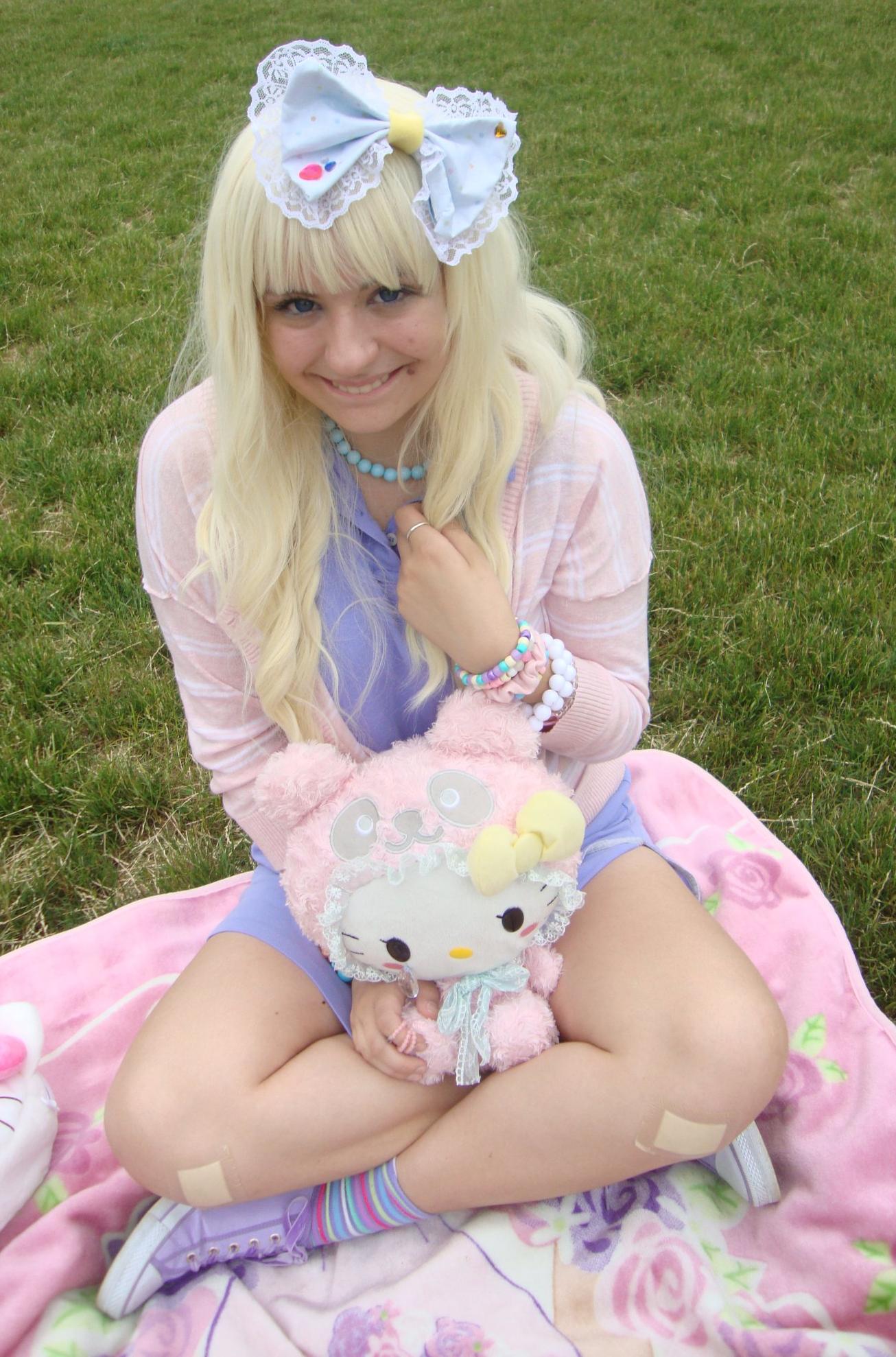 Blonde Lolita wearing Colored Short Socks and Purple Sneakers